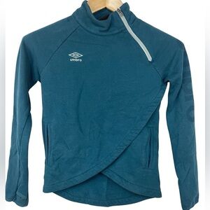 Umbro girls stylish pull over athletic jacket. Turquoise with a white logo.